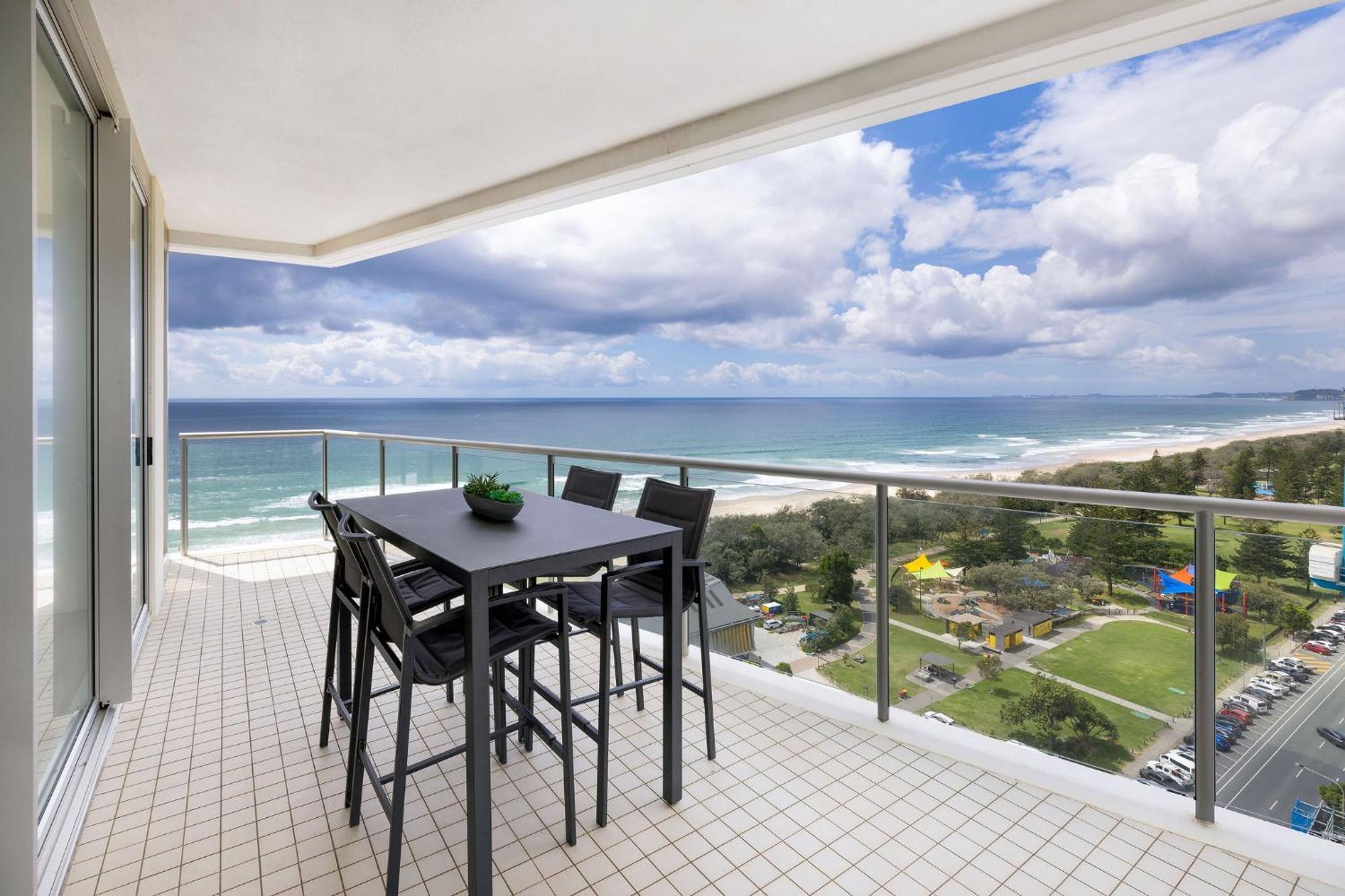 Ultiqa Air On Broadbeach Gold Coast Buitenkant foto