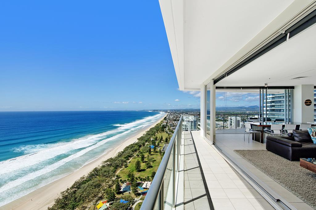 Ultiqa Air On Broadbeach Gold Coast Buitenkant foto