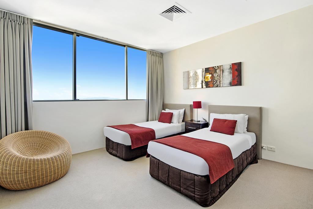 Ultiqa Air On Broadbeach Gold Coast Buitenkant foto